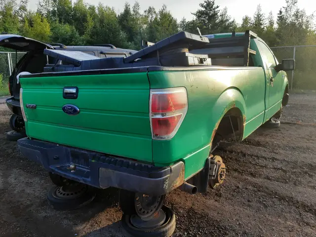 FORD F-150 2014 — Côté droit