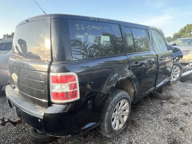 FORD Flex 2012 — Arrière