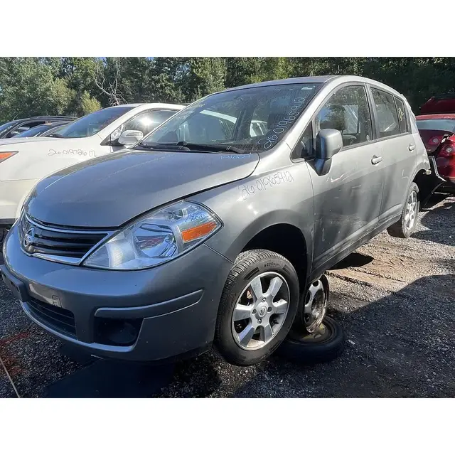 NISSAN Versa 2012 — Left side