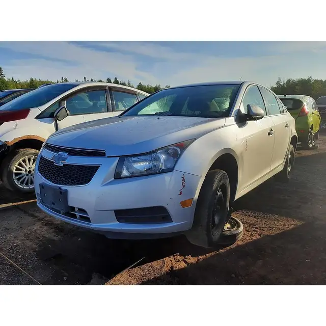 CHEVROLET Cruze 2014 — Côté gauche