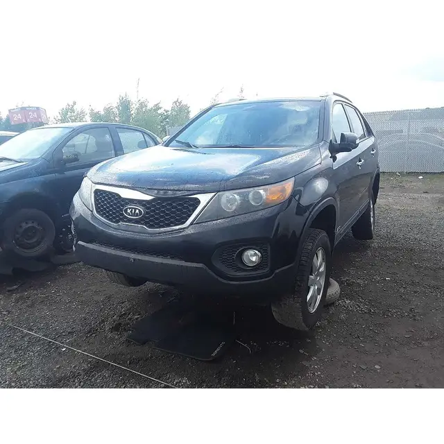 KIA Sorento 2011 — Côté gauche