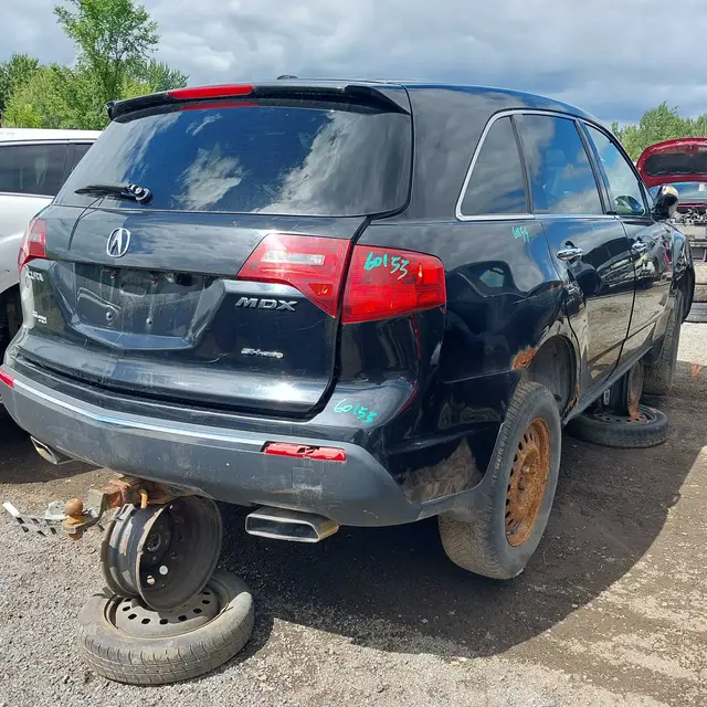 ACURA MDX 2010 — Arrière