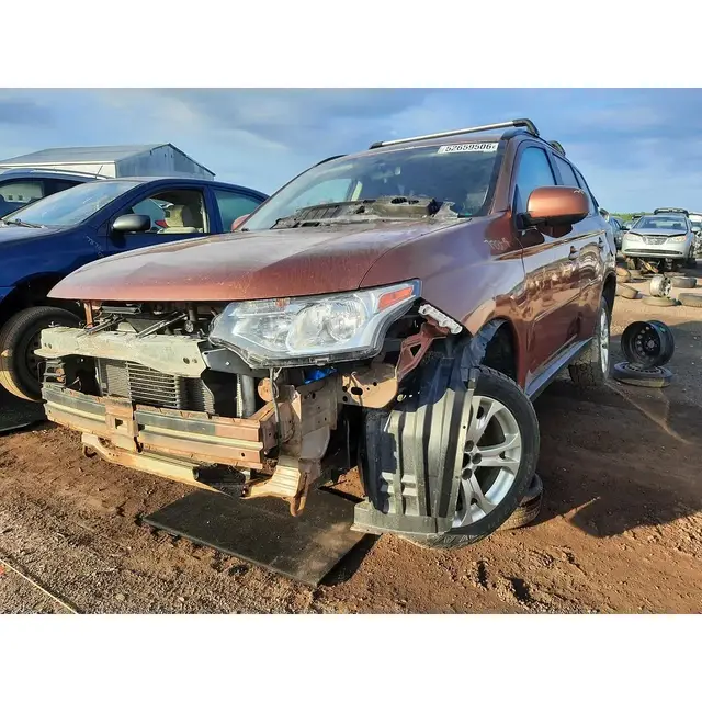 MITSUBISHI Outlander 2014 — Côté gauche