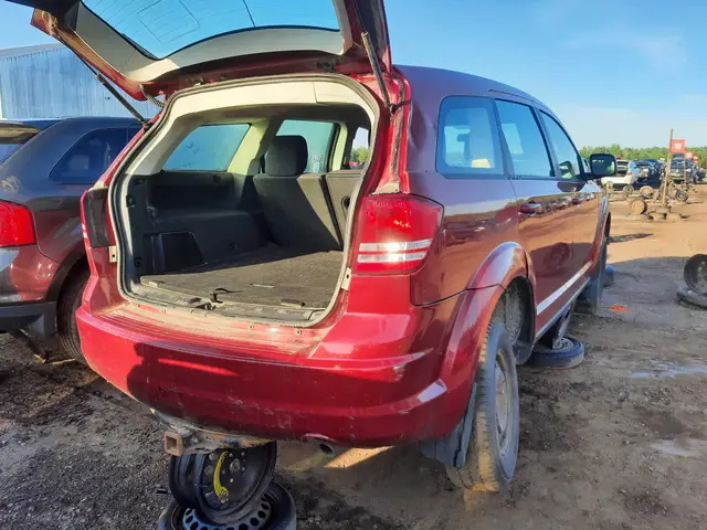 DODGE Journey 2010 — Côté droit