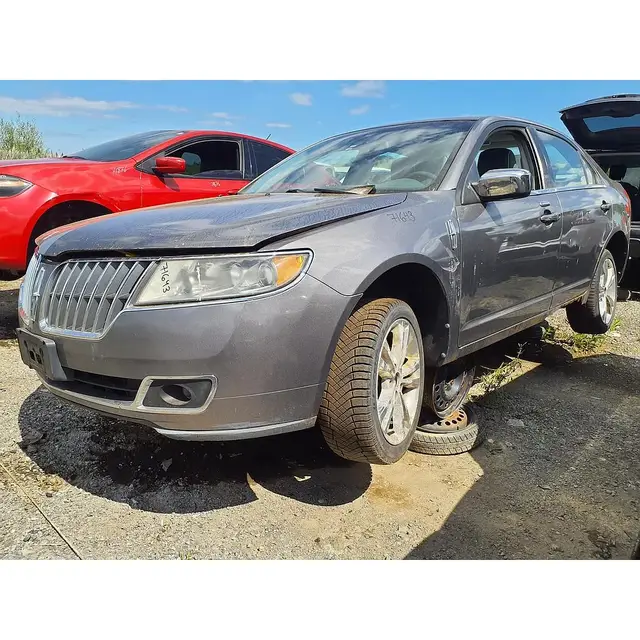 LINCOLN MKZ 2010 — Côté gauche
