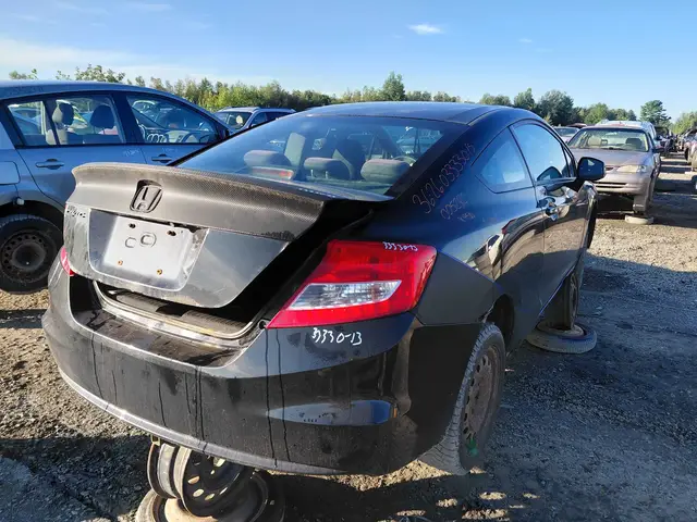 HONDA Civic 2013 — Arrière