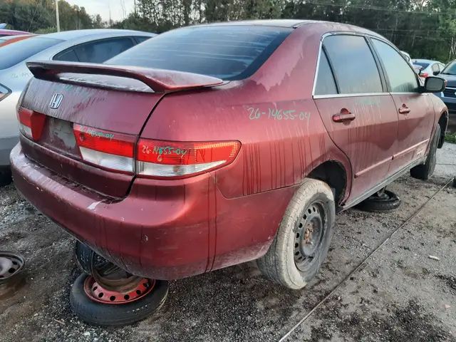 HONDA Accord 2004 — Rear