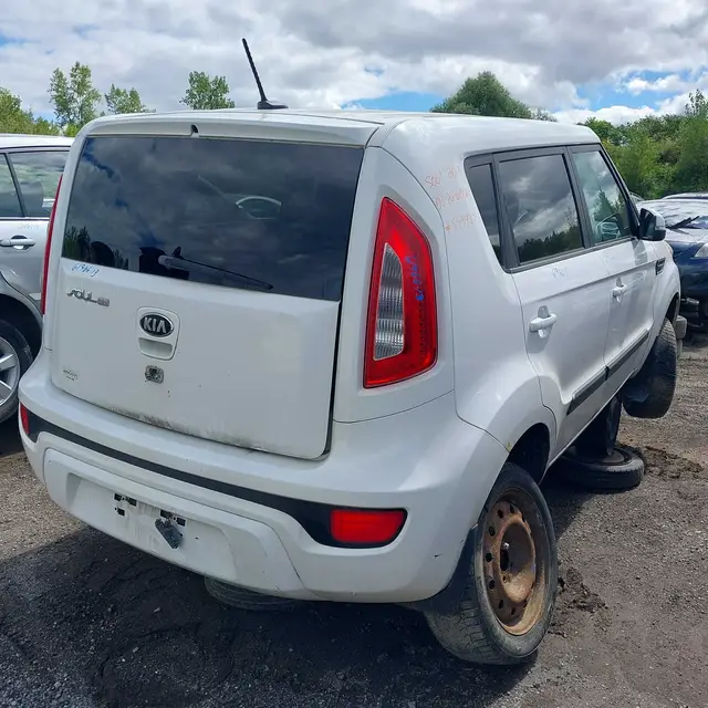 KIA Soul 2013 — Arrière