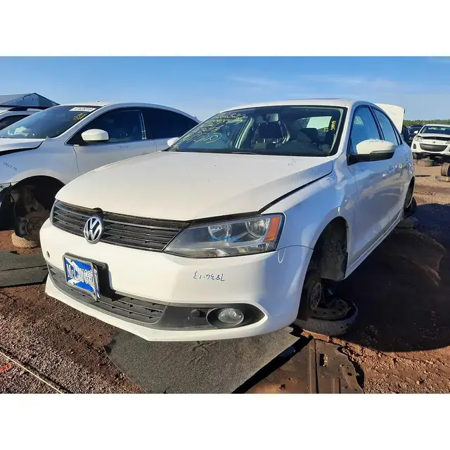VOLKSWAGEN Jetta 2013 — Intérieur
