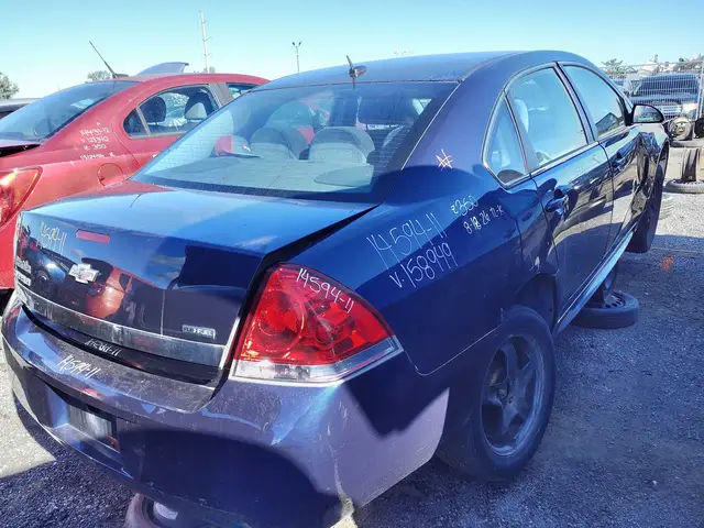 CHEVROLET Impala 2011 — Arrière