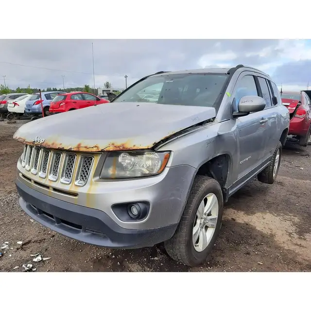 JEEP Compass 2015 — Interior