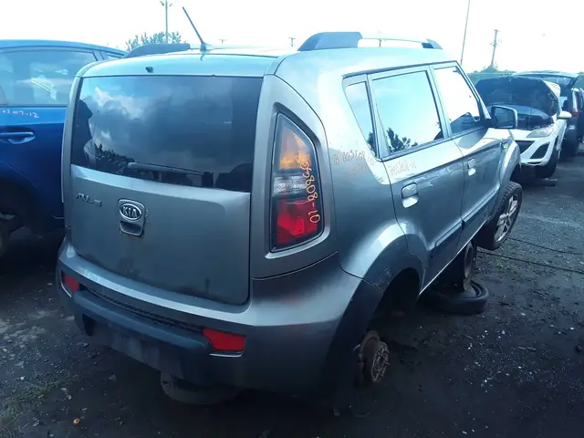 KIA Soul 2010 — Rear
