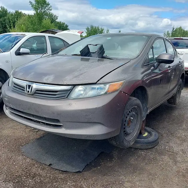 HONDA Civic 2012 — Côté gauche