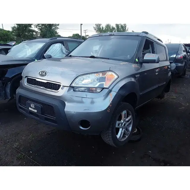 KIA Soul 2010 — Left side