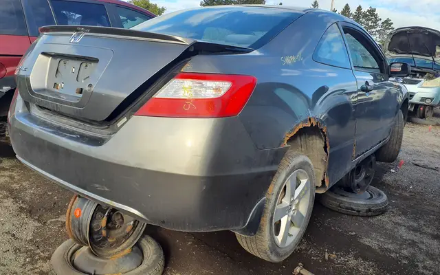HONDA Civic 2006 — Right side