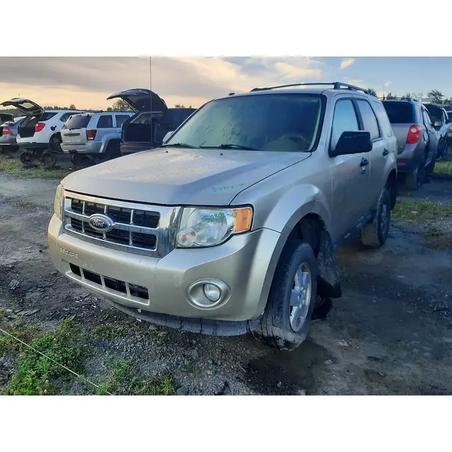 FORD Escape 2010 — Côté gauche
