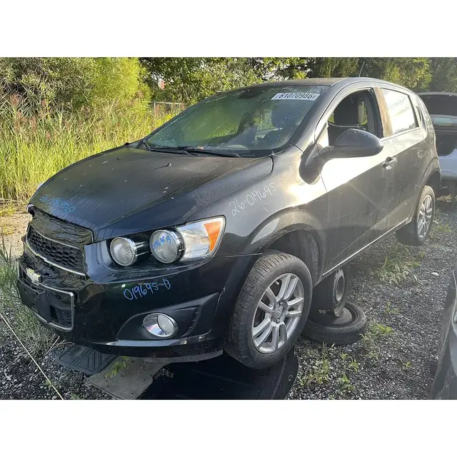 CHEVROLET Sonic 2013 — Interior