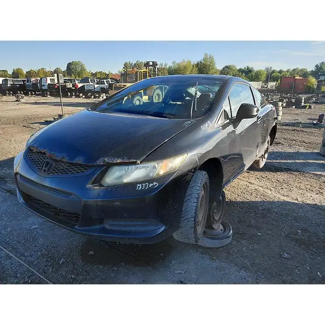 HONDA Civic 2013 — Intérieur