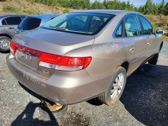 HYUNDAI Azera 2006 — Côté droit