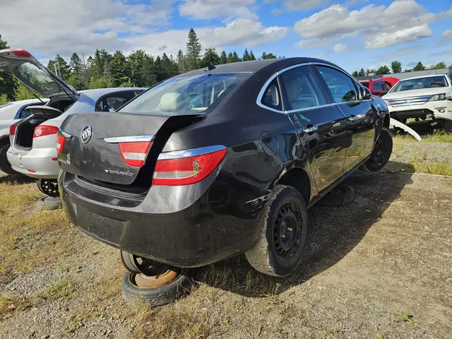 BUICK Verano 2013 — Côté droit