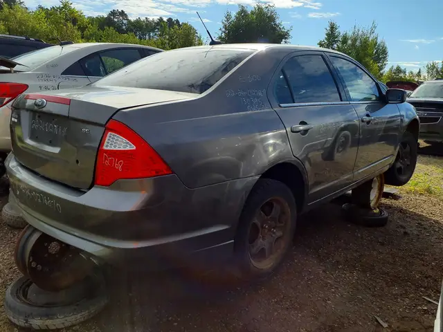 FORD Fusion 2010 — Côté droit