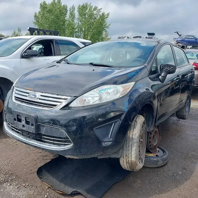 FORD Fiesta 2012 — Côté gauche