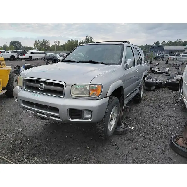 NISSAN Pathfinder 2004 — Intérieur