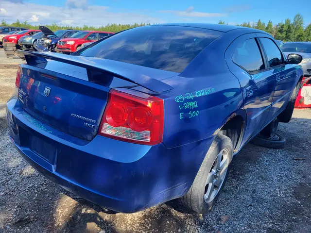DODGE Charger 2010 — Right side