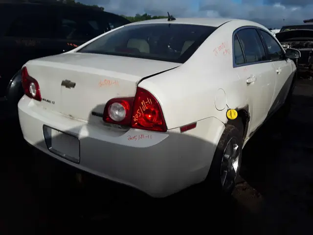 CHEVROLET Malibu 2011 — Côté droit