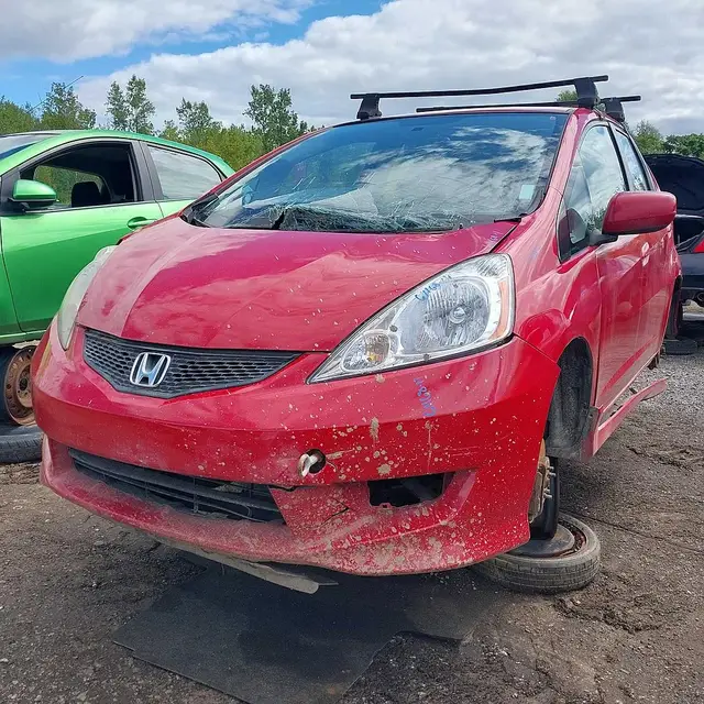 HONDA Fit 2011 — Intérieur