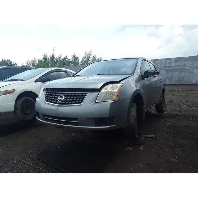 NISSAN Sentra 2007 — Intérieur