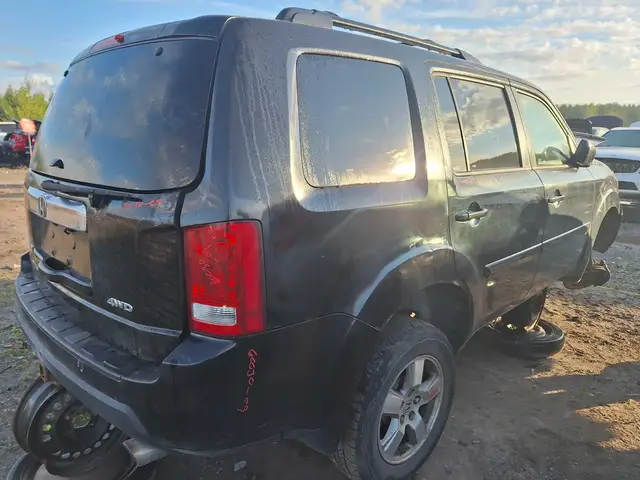 HONDA Pilot 2009 — Rear