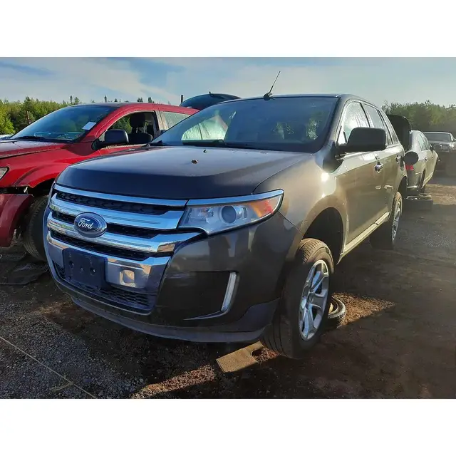 FORD Edge 2011 — Interior