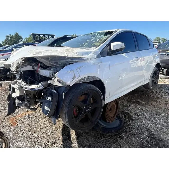 FORD Focus 2014 — Intérieur