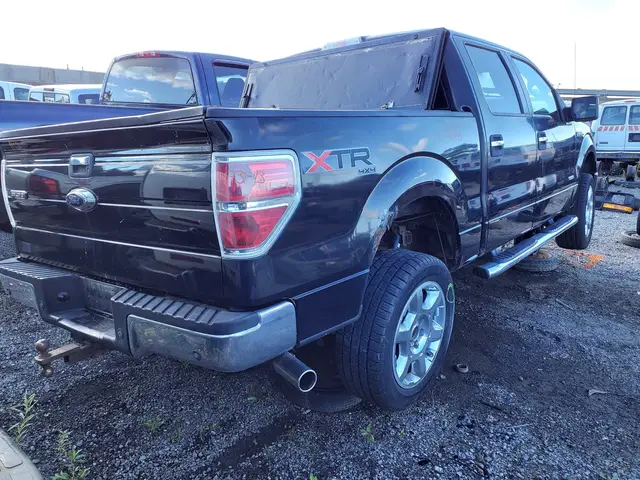 FORD F-150 2013 — Côté droit