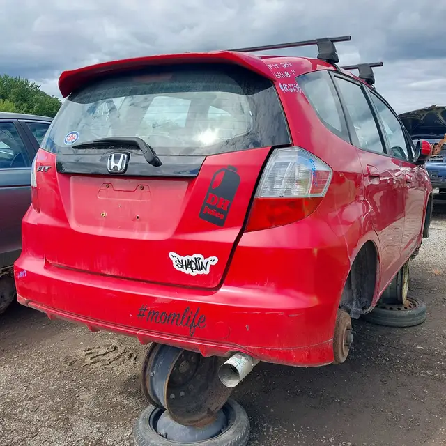HONDA Fit 2011 — Côté droit