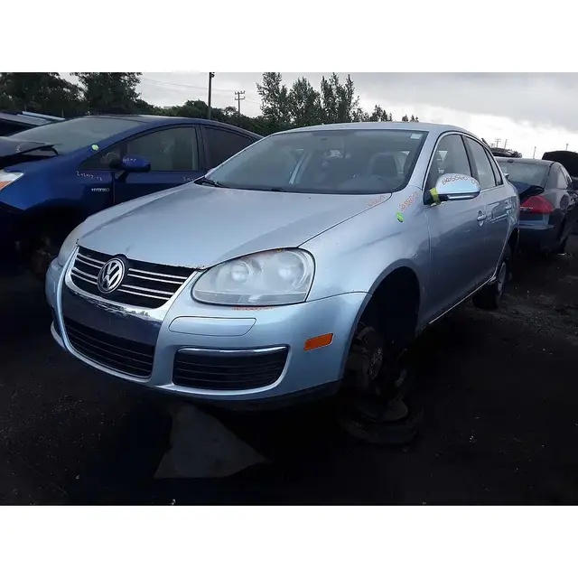 VOLKSWAGEN Jetta 2009 — Côté gauche