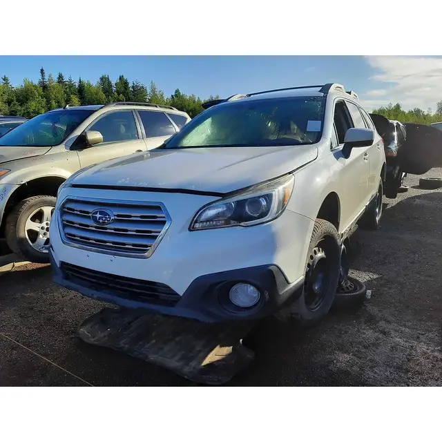 SUBARU Outback 2017 — Intérieur