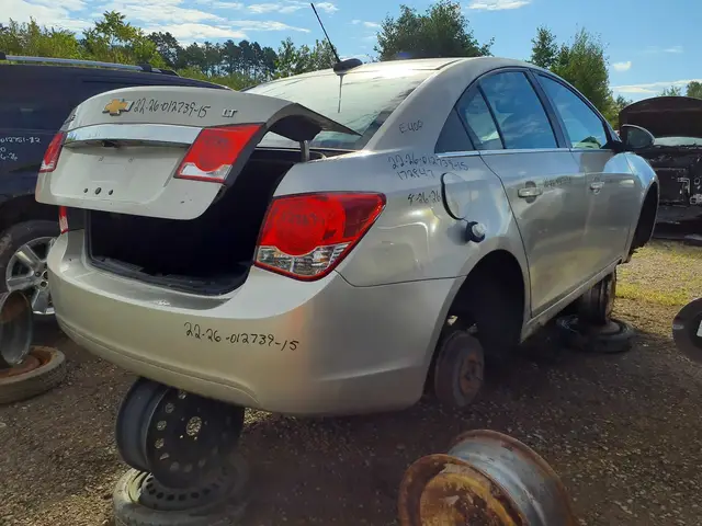 CHEVROLET Cruze 2015 — Côté droit