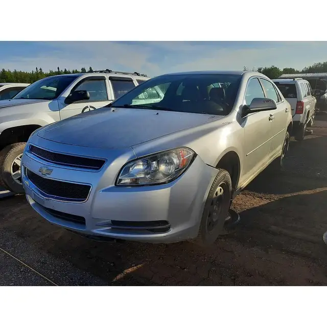 CHEVROLET Malibu 2011 — Intérieur